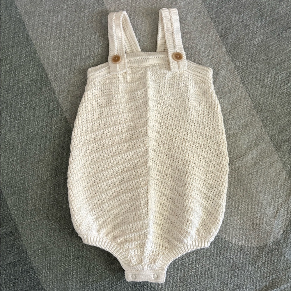 NWT Banana Republic Cute Unisex Knit Romper with Button Straps